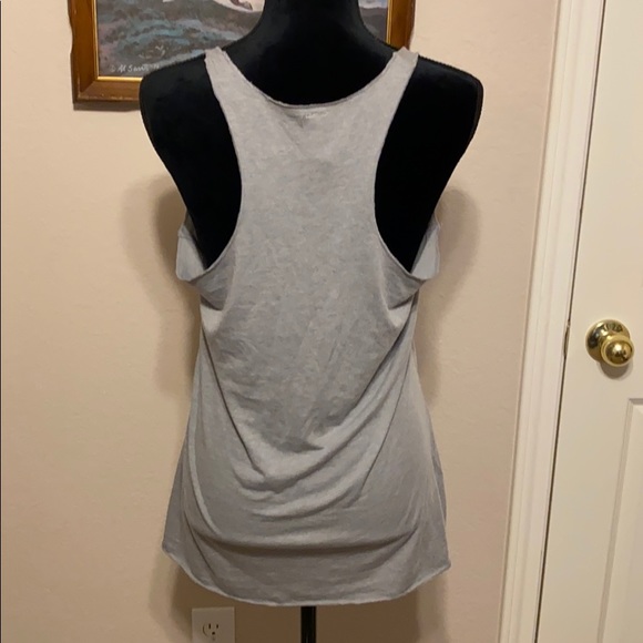 Workout Top - Picture 3 of 4